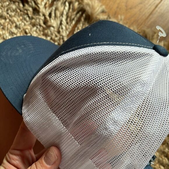 Ivory Ella 🐘 Hat - Picture 7 of 7